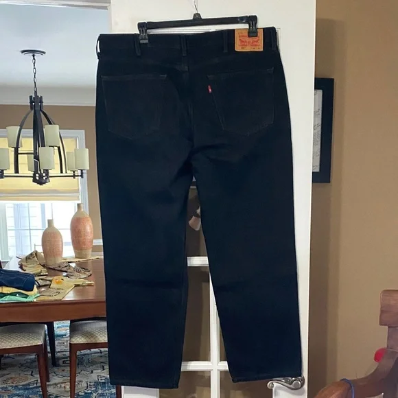 Levi's Men's Black Relaxed Jeans - Picture 4 of 5